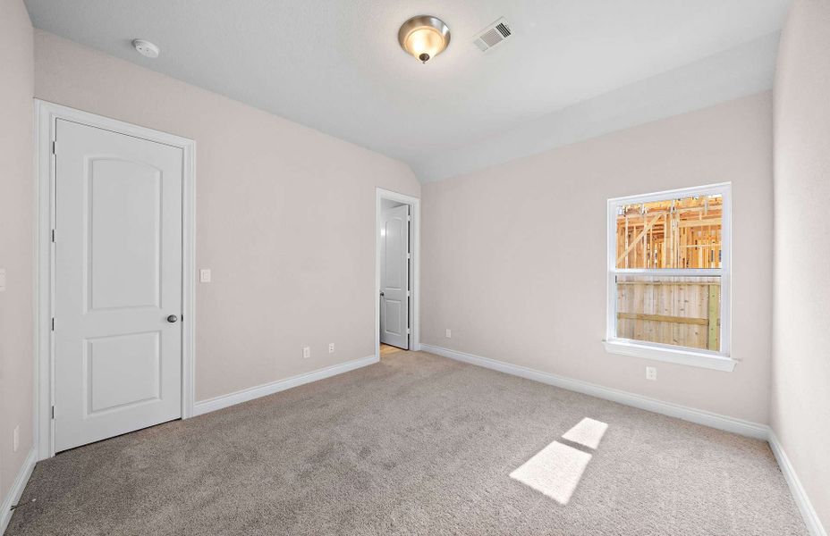 Spacious, unfurnished interior of a new home in Artavia 70′, Conroe (Image 21).