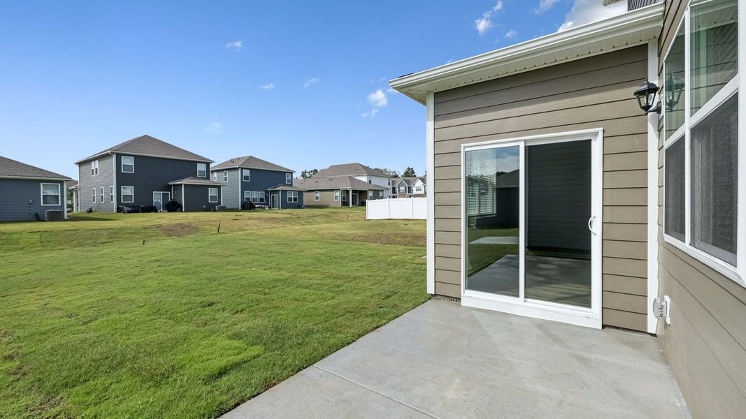 Exterior details and patio area of a home in River Landing, Murfreesboro (Image 24).