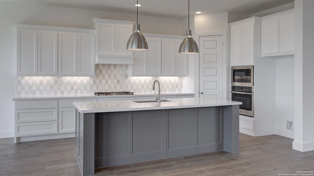 Furnished interior view inside a new home in Haby Hill 60', San Antonio (Image 15).