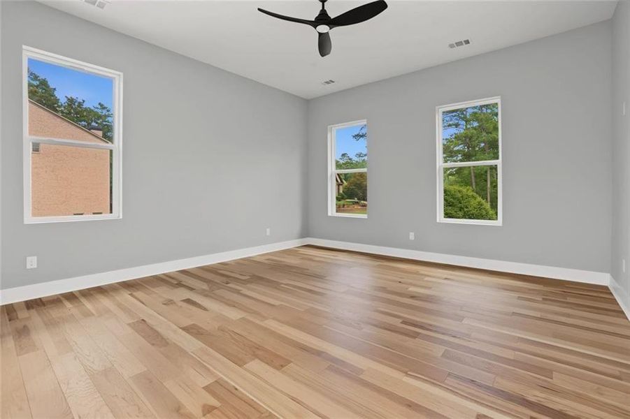 Spacious, unfurnished interior of a new home in , Marietta (Image 80).