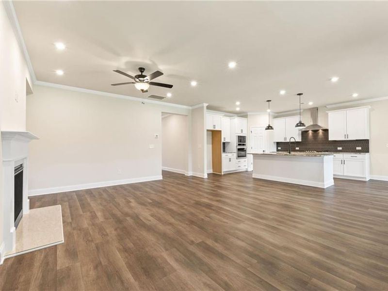 Spacious, unfurnished interior of a new home in Cedar Farms, Winder (Image 18).