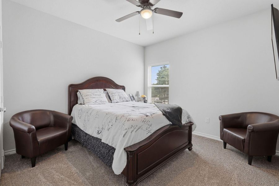 Furnished interior view inside a new home in Arrowhead Lakes, Willis (Image 12).