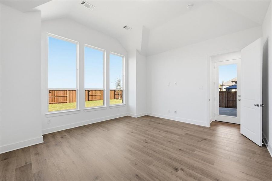 Spacious, unfurnished interior of a new home in Mantua Point: 55ft. lots, Van Alstyne (Image 19).