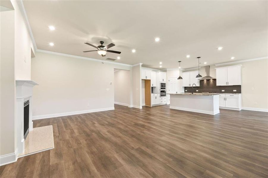Spacious, unfurnished interior of a new home in Wehunt Meadows, Hoschton (Image 16).