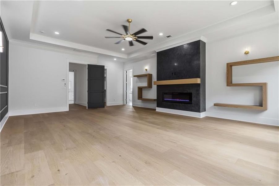 Spacious, unfurnished interior of a new home in , Lawrenceville (Image 37).