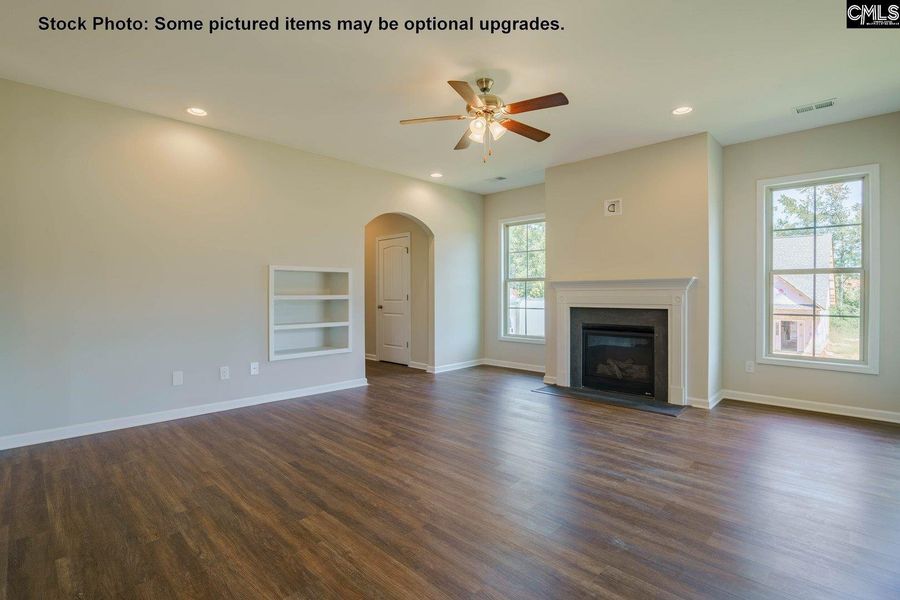 Spacious, unfurnished interior of a new home in Cottages at Roofs Pond, West Columbia (Image 11).