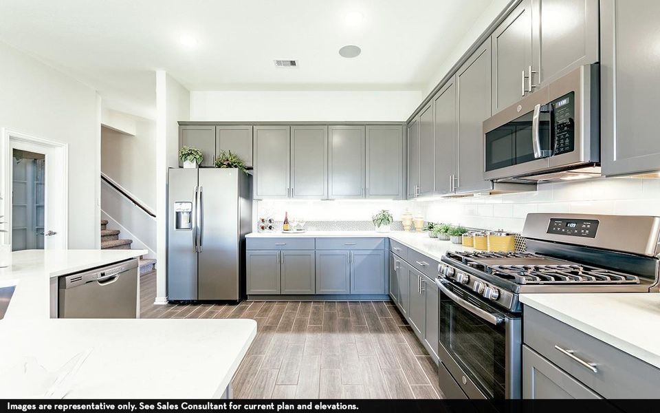 Furnished interior view inside a new home in Martha's Vineyard, Alvin (Image 22).