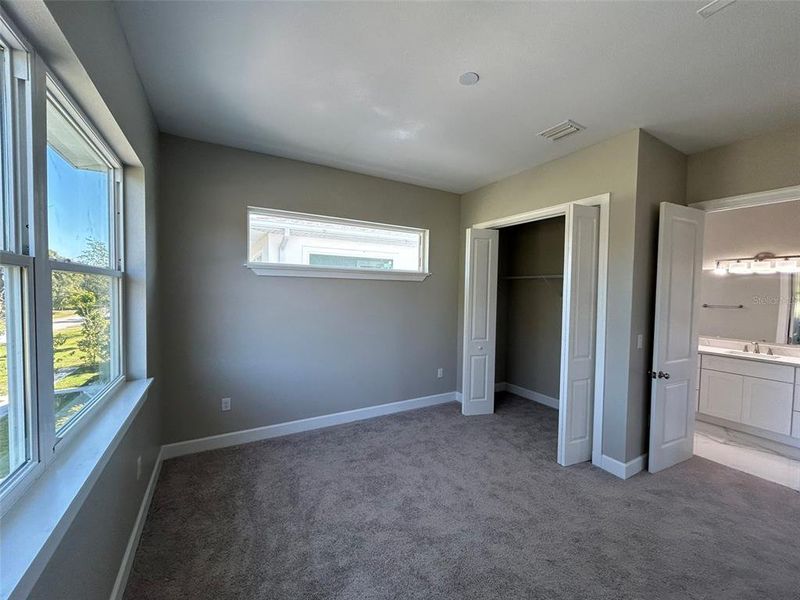 Spacious, unfurnished interior of a new home in , St. Petersburg (Image 62). Spacious, unfurnished interior of a new home in , St. Petersburg (Image 62).