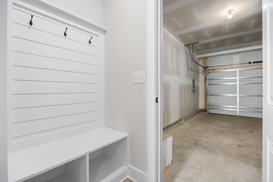 Spacious, unfurnished interior of a new home in Harbor Crossing, Greensboro (Image 28).