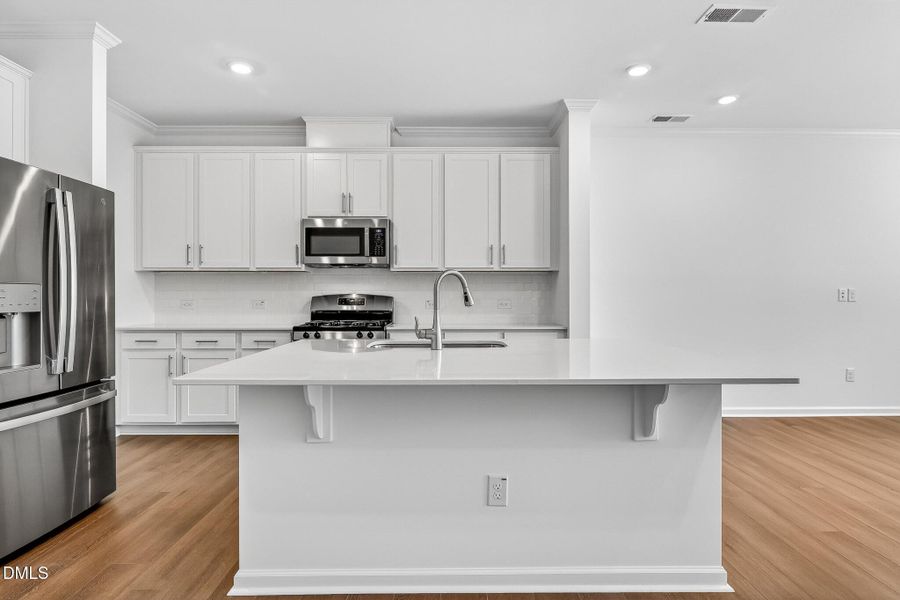 SUN_EverleeTownhomes_Pic_CarsonII-15 SUN_EverleeTownhomes_Pic_CarsonII-15