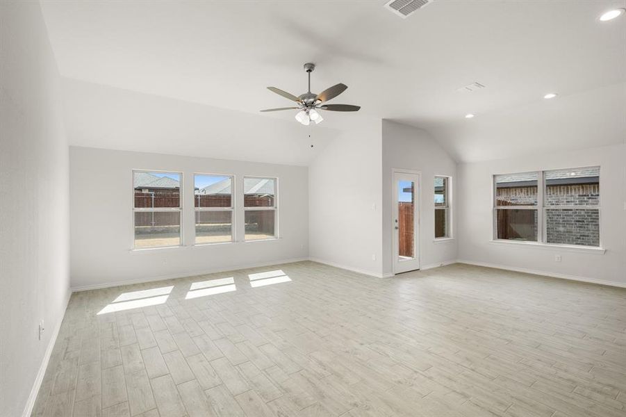 1905 Seminole- Living Room-3 1905 Seminole- Living Room-3