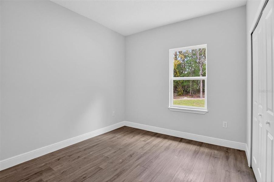 Spacious, unfurnished interior of a new home in , Citrus Springs (Image 22).
