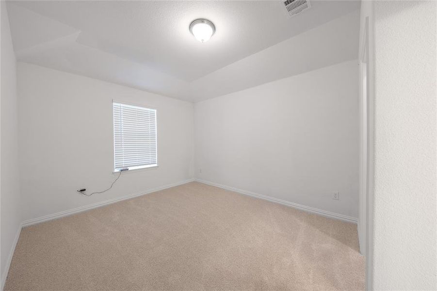 Spacious, unfurnished interior of a new home in Churchill: Meadows 50', Anna (Image 11). Spacious, unfurnished interior of a new home in Churchill: Meadows 50', Anna (Image 11).