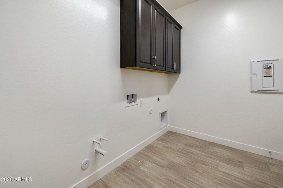 LAUNDRY ROOM LAUNDRY ROOM