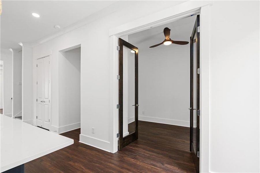 Spacious, unfurnished interior of a new home in , Stockbridge (Image 31).