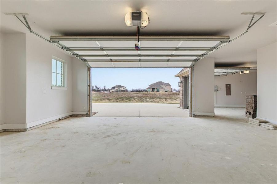 Image 36 of a home in .