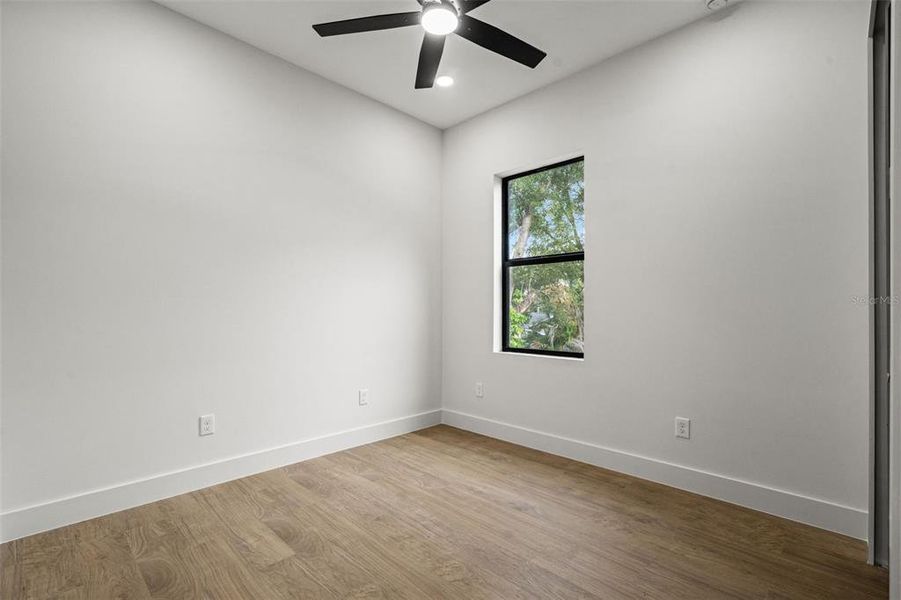 Spacious, unfurnished interior of a new home in , Tampa (Image 44).