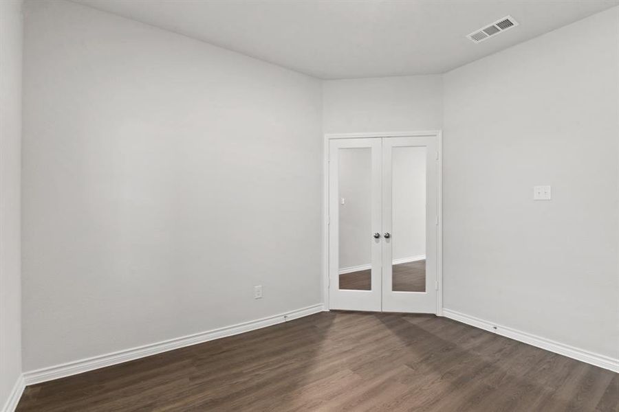 Spacious, unfurnished interior of a new home in Deer Creek, Fort Worth (Image 30). Spacious, unfurnished interior of a new home in Deer Creek, Fort Worth (Image 30).