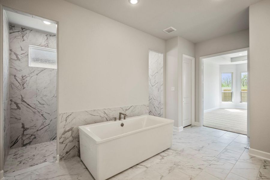 Furnished interior view inside a new home in Sienna 70′ Lots, Missouri City (Image 14).