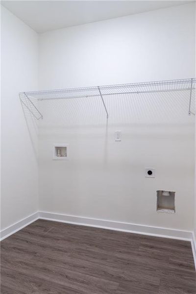 Image 20 of a home in .