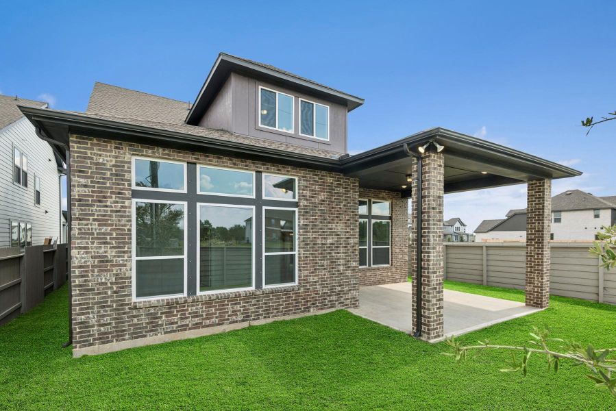 Welcome to The Busch by David Weekley Homes. Move-In-Ready Now!