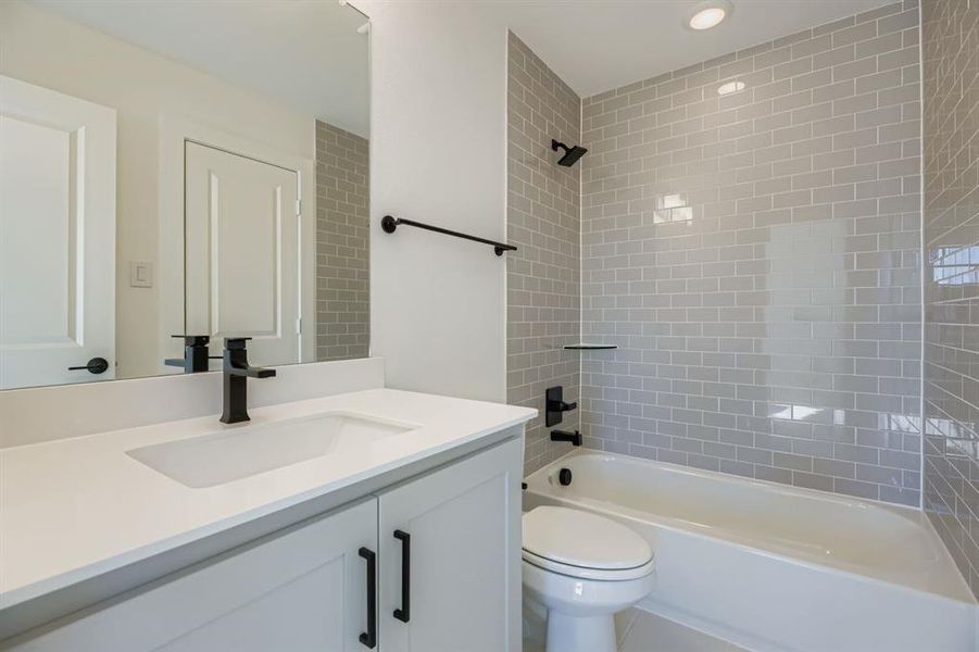 Furnished interior view inside a new home in Mosaic 40s, Celina (Image 11).