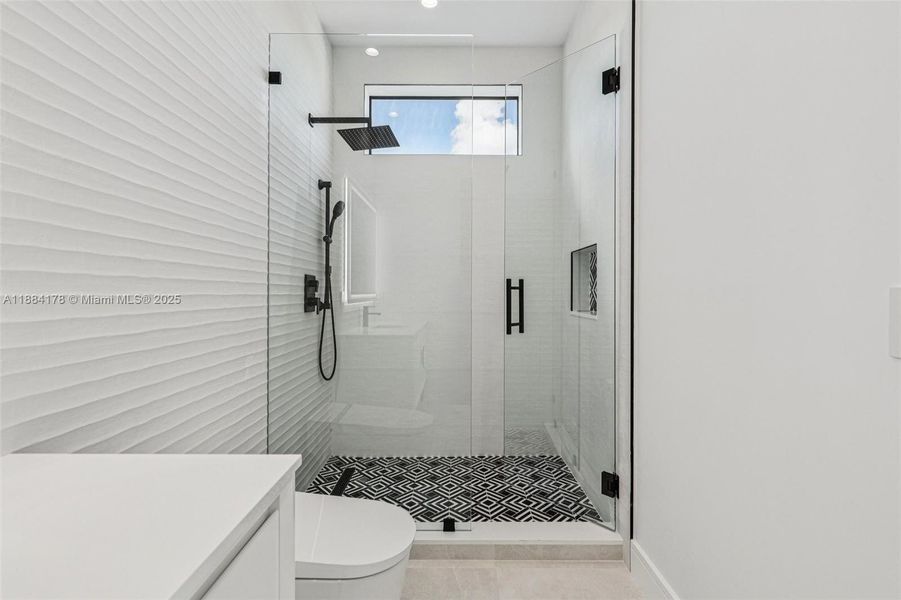 Image 18 of a home in .