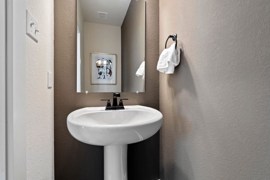 Image 41 representing the Bryant by Tri Pointe Homes in Park Central, Georgetown, TX.