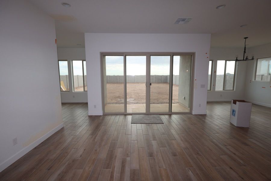 Spacious, unfurnished interior of a new home in Tavolo at Soleo, San Tan Valley (Image 6). Spacious, unfurnished interior of a new home in Tavolo at Soleo, San Tan Valley (Image 6).