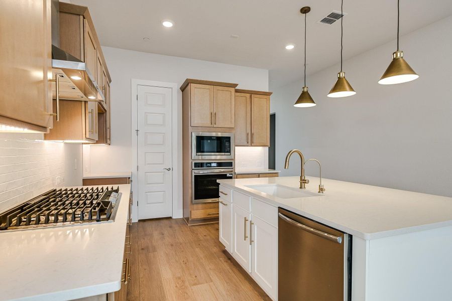 17304 Hattie Trace Austin, TX New Home Image 4