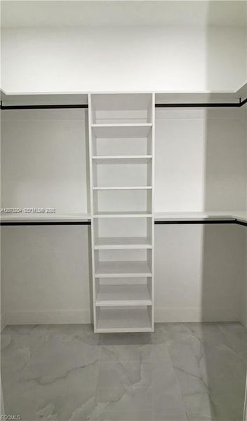 Spacious, unfurnished interior of a new home in , Lehigh Acres (Image 31).