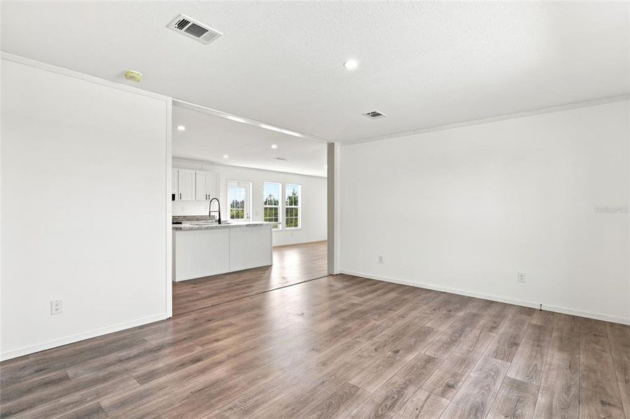 Spacious, unfurnished interior of a new home in , Okeechobee (Image 29).