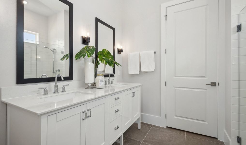 Double sink vanity with quartz countertop