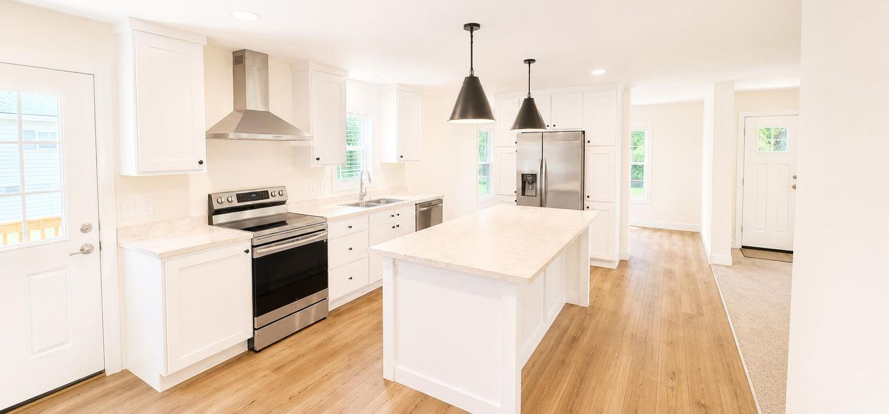Furnished interior view inside a new home in , Elloree (Image 12).