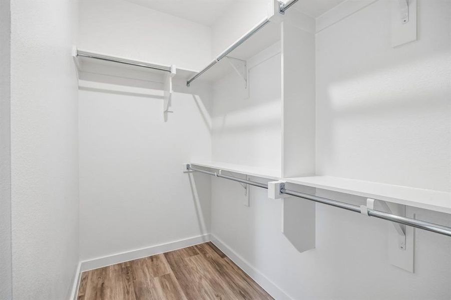 Spacious, unfurnished interior of a new home in , Aubrey (Image 29).