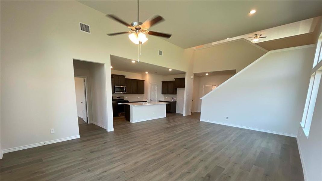 Spacious, unfurnished interior of a new home in Elevon, Lavon (Image 14). Spacious, unfurnished interior of a new home in Elevon, Lavon (Image 14).