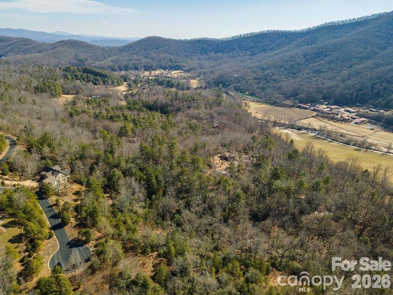 Natural landscape and outdoor views near  in Horse Shoe (Image 7).