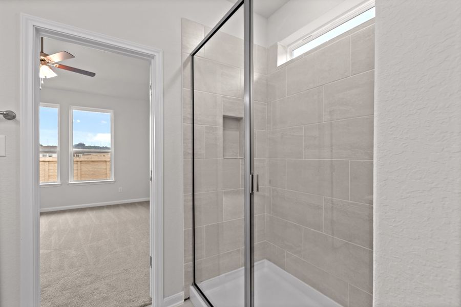 Representative interior finishes for a home built from the Emory by Beazer Homes in Hunter's Ranch, San Antonio (Image 10). Representative interior finishes for a home built from the Emory by Beazer Homes in Hunter's Ranch, San Antonio (Image 10).