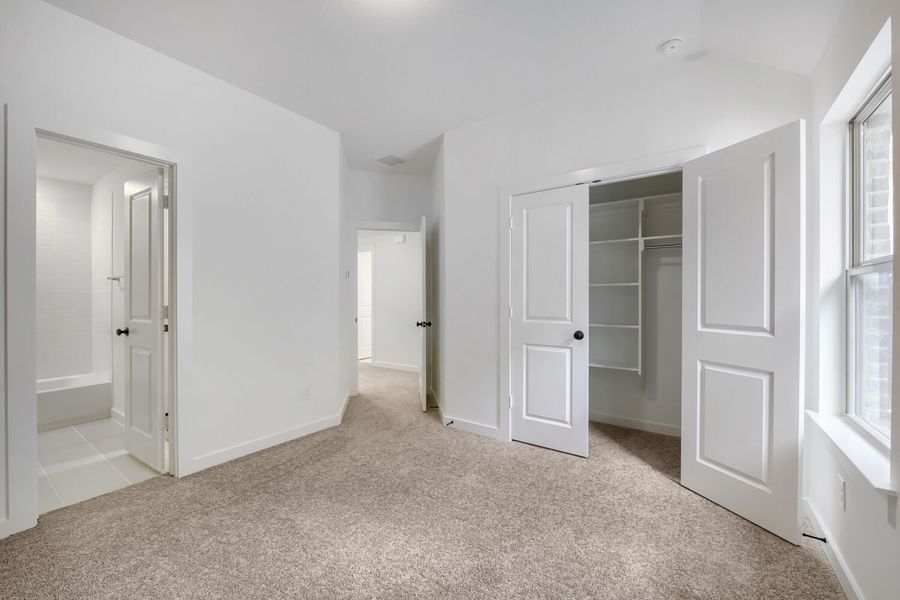 11329 Bratton - Bedroom