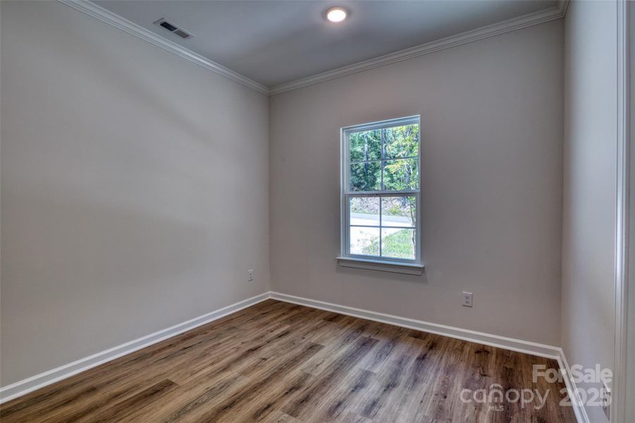 Spacious, unfurnished interior of a new home in , Fort Lawn (Image 33).