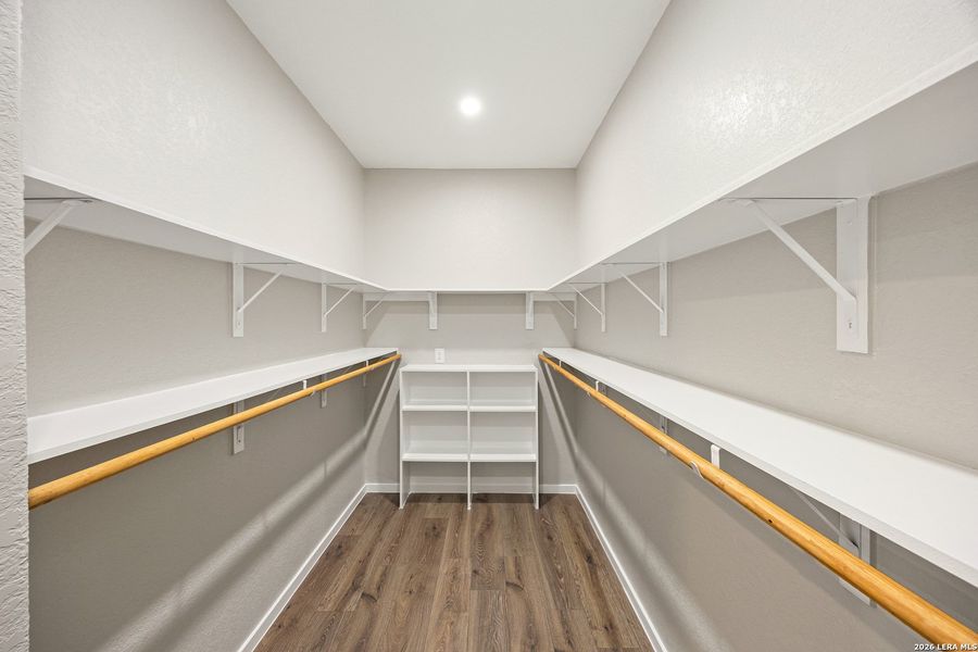 Spacious, unfurnished interior of a new home in , Somerset (Image 35).