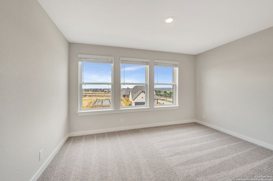 Spacious, unfurnished interior of a new home in , New Braunfels (Image 24).