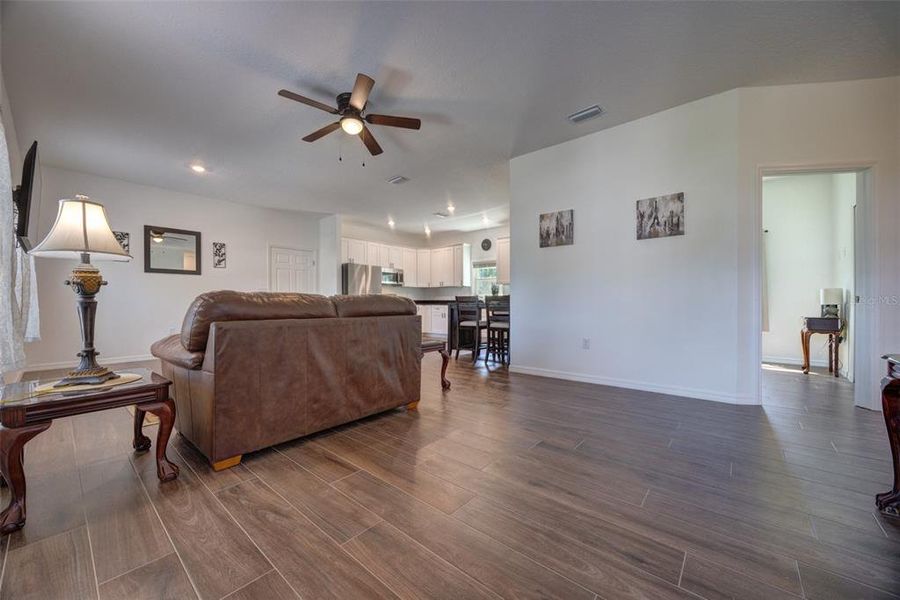 Furnished interior view inside a new home in , Deland (Image 25).