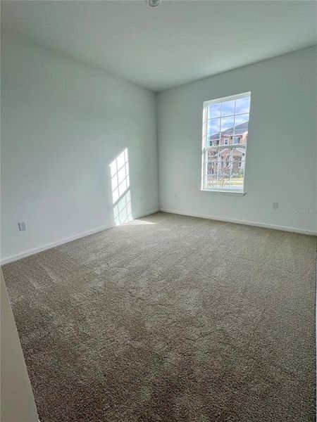 Spacious, unfurnished interior of a new home in Hills of Minneola, Minneola (Image 25).