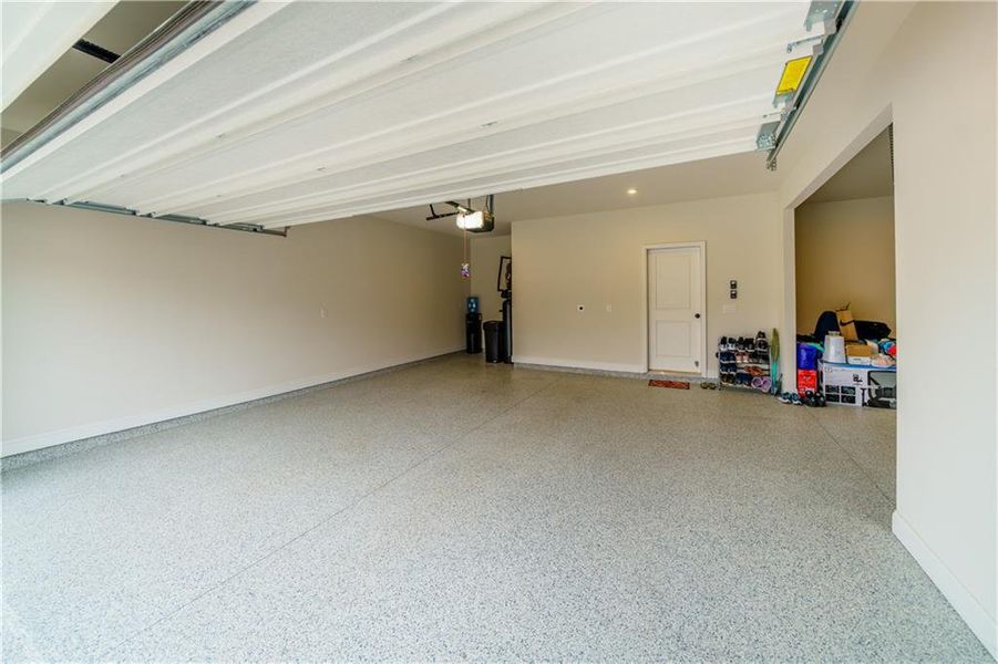 Spacious, unfurnished interior of a new home in , Powder Springs (Image 27). Spacious, unfurnished interior of a new home in , Powder Springs (Image 27).