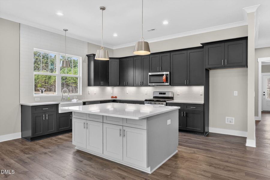 25-web-or-mls-484-hillard-ln-annice-broa