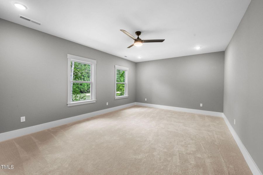 40_632_Angus_Ct_Sanford_NC_27332_USA-Oth