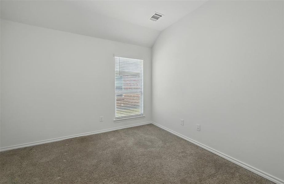 Spacious, unfurnished interior of a new home in , Lavon (Image 8).