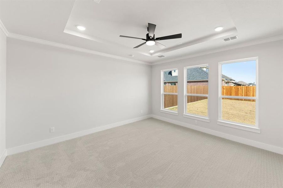 Spacious, unfurnished interior of a new home in Valencia on The Lake, Little Elm (Image 31).