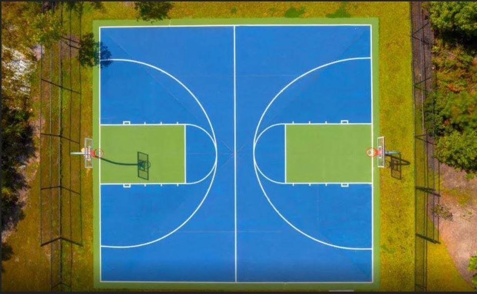 Community amenities in , Summerville (Image 38).